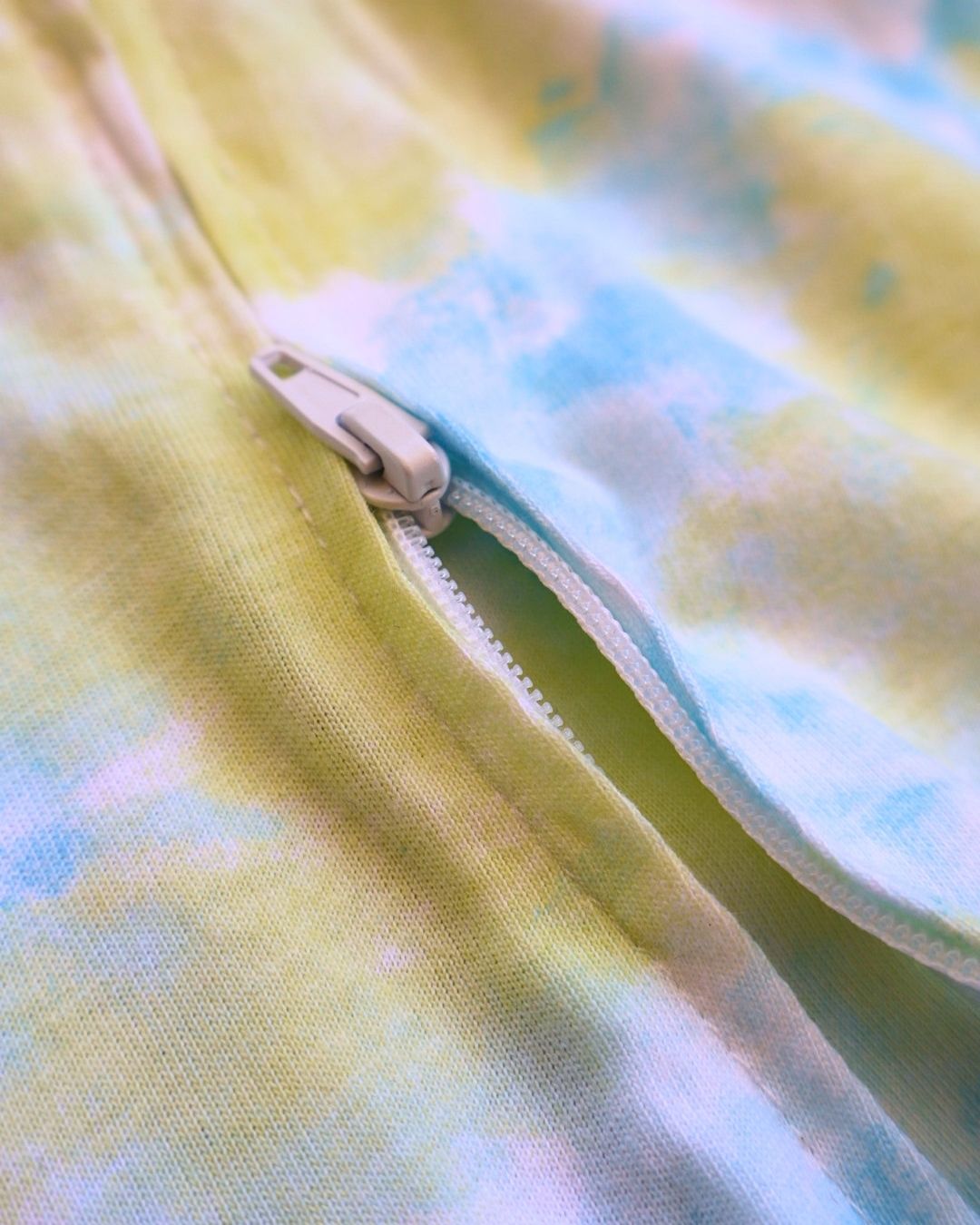 First Impression 3-6m